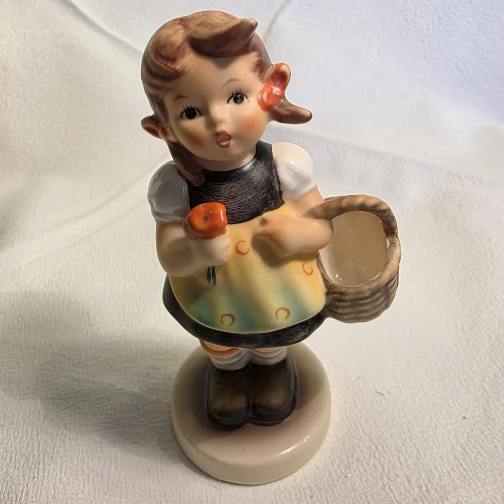 Vintage Goebel Hummel Sister Little Girl With A Basket Figurine TMK 6